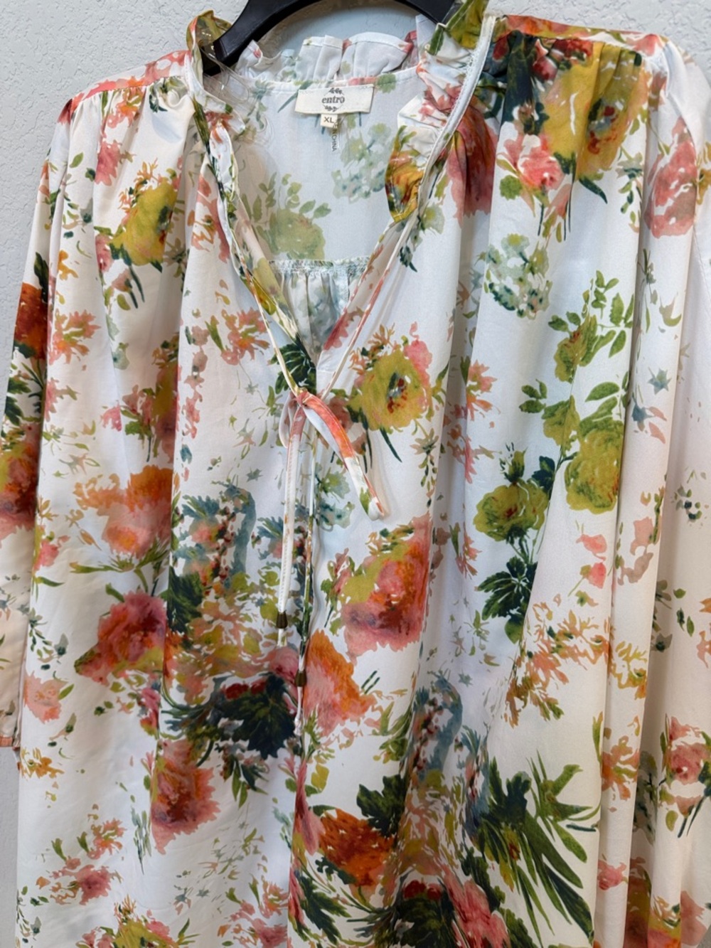 Entro Haiku Floral Watercolor Print Blouse